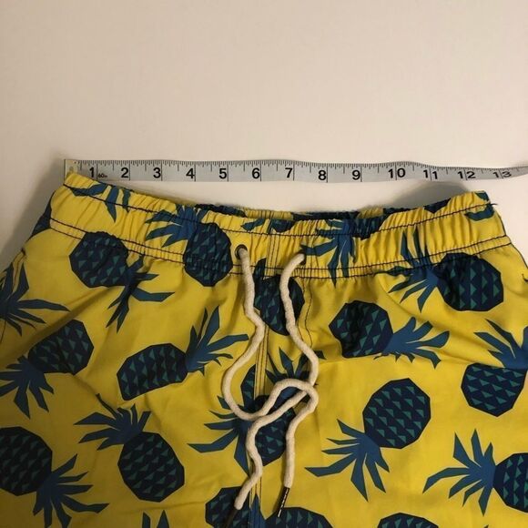 Two left feet swim wear Board Shorts bathing suit yellow pineapple M- 32 - Picture 8 of 9